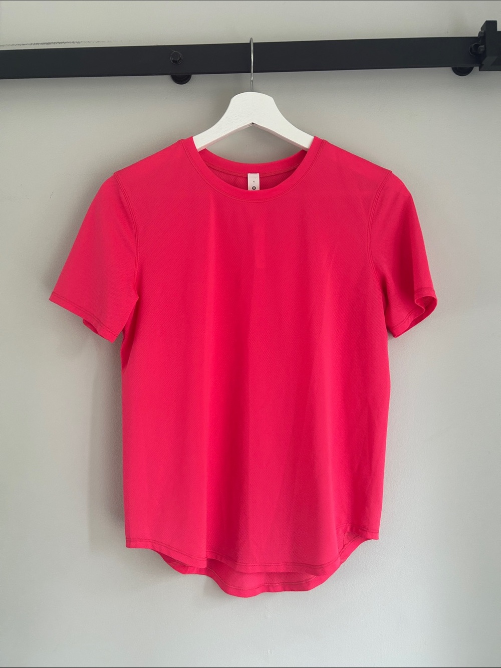Lululemon High Neck Running & Training T-Shirt Pink Short Sleeve Tee Rare Size 4